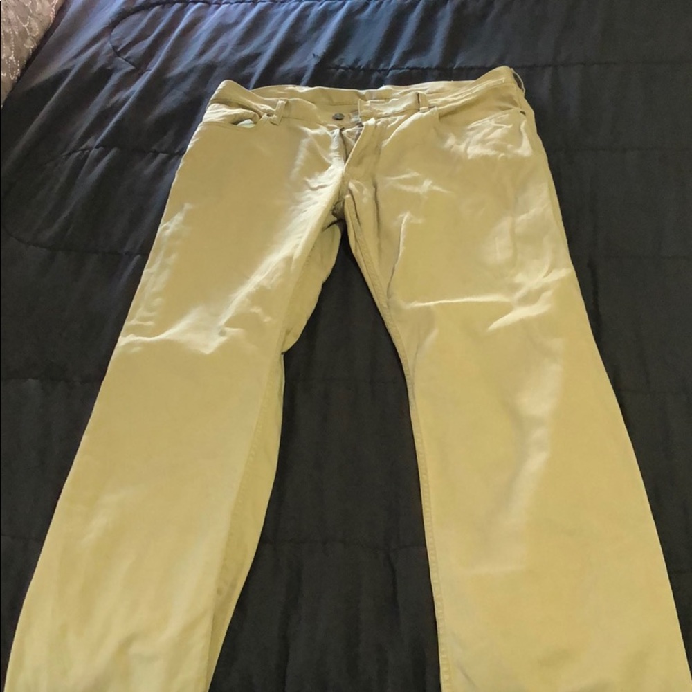 Polo Ralph Lauren 650 Straight leg Khaki pants